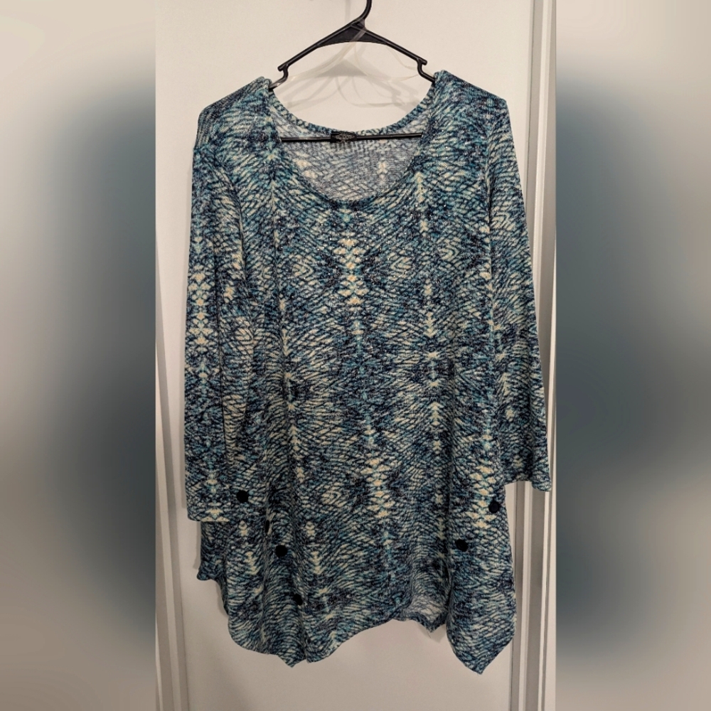 Long sleeve handkerchief top